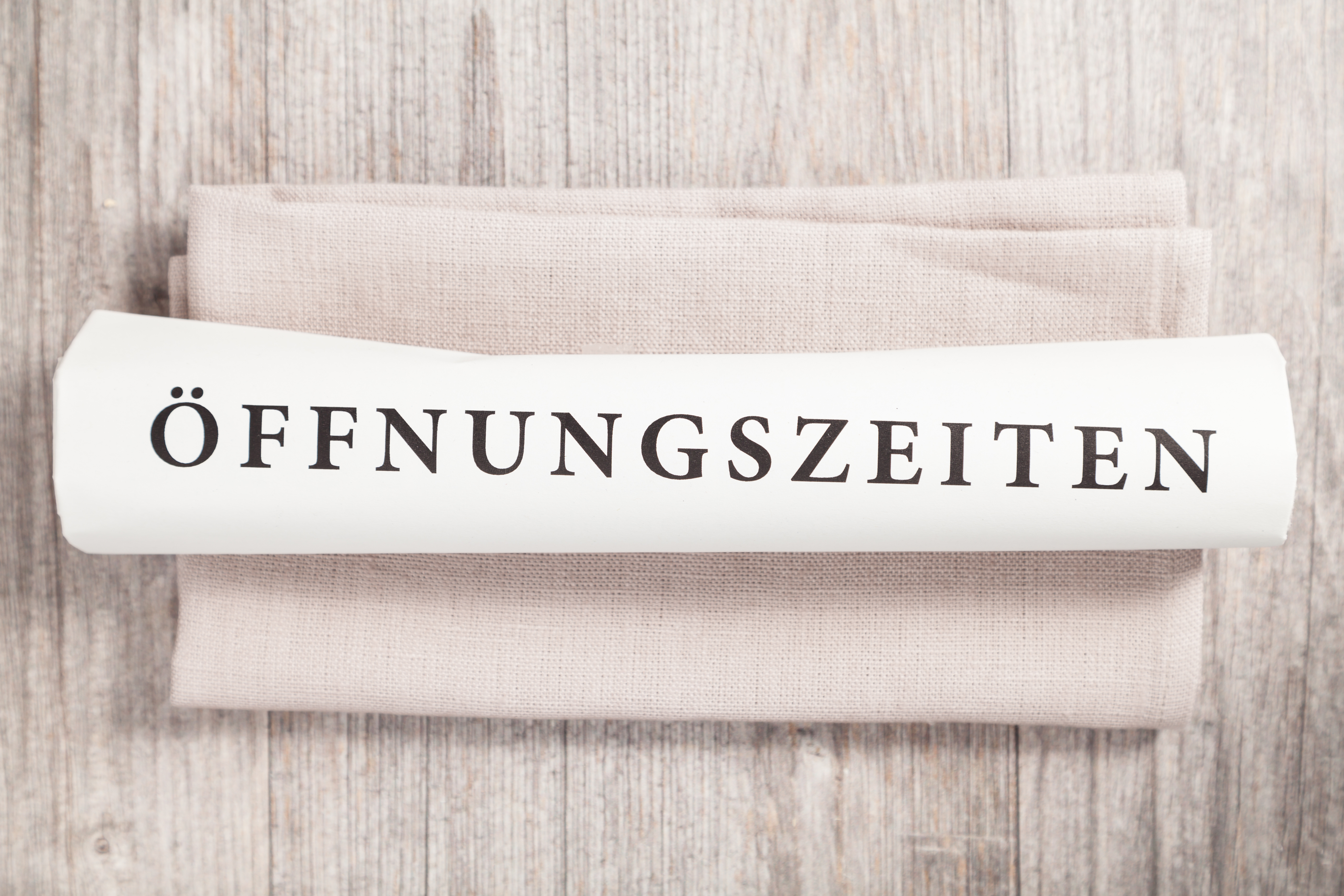 öffnungszeiten geschrieben